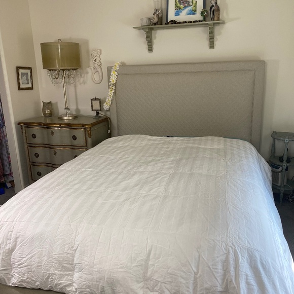 Ralph Lauren goose down comforter Queen wht - Picture 1 of 10